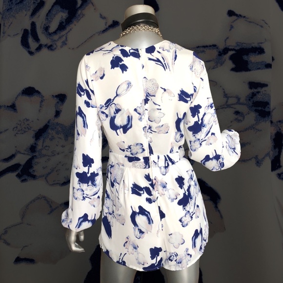 Floral Charlotte Russe Short Romper - Picture 7 of 9